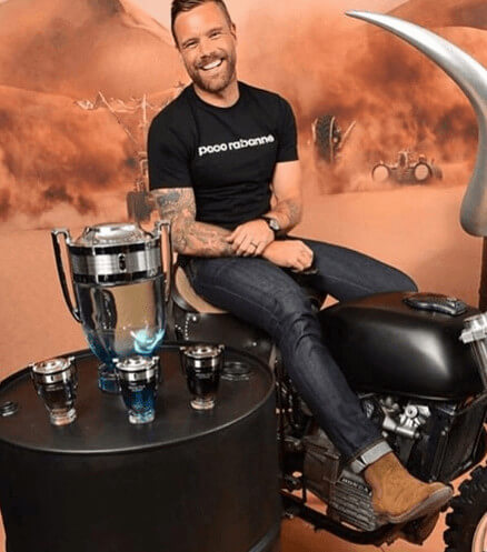 Nick Youngquest Loves Bikes